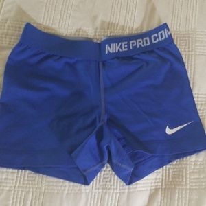 Nike Pro